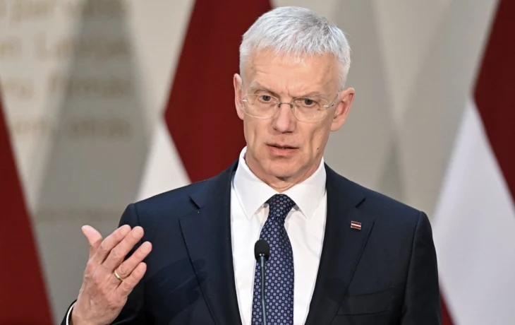 Глава МИД Латвии Кариньш подал в отставку из-за финансового скандала
