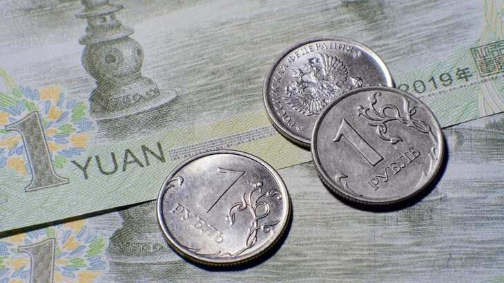 Курс юаня превысил 13 рублей впервые с 7 декабря