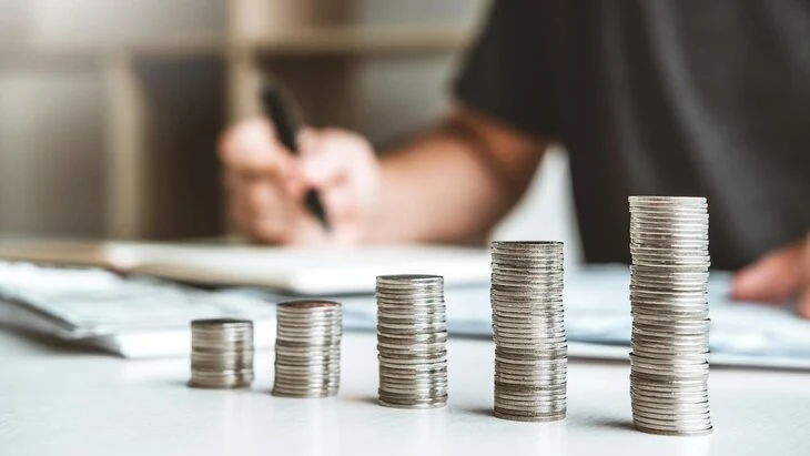 Экономист Разуваев: простым способом инвестировать является хранение средств на вкладах