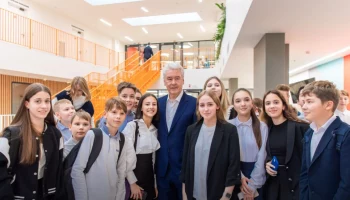 Собянин: Около 100 школ будет построено в Москве в ближайшие три года