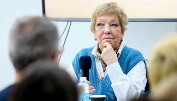 Сергей Собянин поздравил с днем рождения народную артистку России Ольгу Волкову