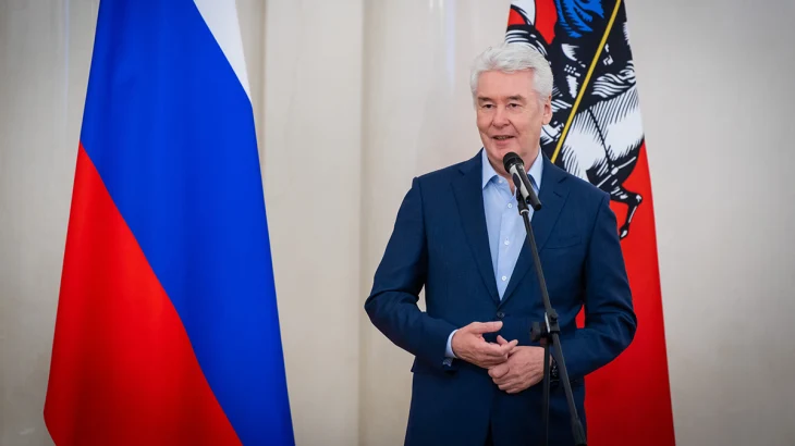 Собянин вручил участникам ВОВ памятные знаки «85 лет битвы за Москву» Собянин вручил участникам ВОВ памятные знаки «85 лет битвы за Москву»