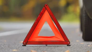 Два человека пострадали при ДТП в Краснопахорском поселении в Москве