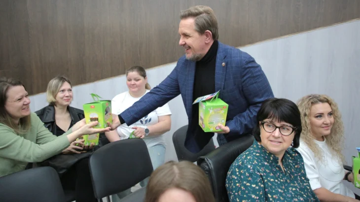 Александр Асафов принял участие в ежегодной волонтерской акции «Добрые встречи» Александр Асафов принял участие в ежегодной волонтерской акции «Добрые встречи»