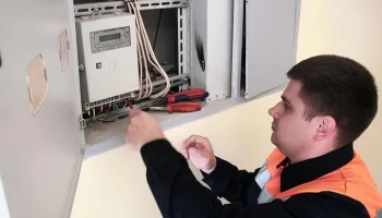 Системы электроснабжения обновят в 414 домах Москвы