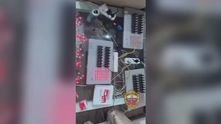 В Москве задержали двух работников мошеннического call-центра В Москве задержали двух работников мошеннического call-центра