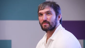 Появилось видео, как Овечкин получил травму в матче с &laquo;Ютой&raquo;