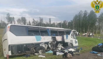 Автобус с футболистами попал в ДТП в Омской области