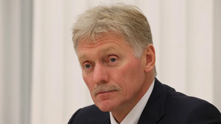 Песков высказался об указе Зеленского, «позволяющем» провести парад в Москве Песков высказался об указе Зеленского, «позволяющем» провести парад в Москве