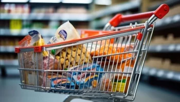 "Известия": Минпромторг предлагает позволить чиновникам лоббировать торговые сети