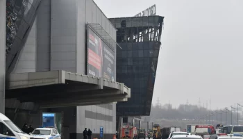 Еще один обвиняемый по делу о теракте в "Крокусе" доставлен в квартиру в Подмосковье