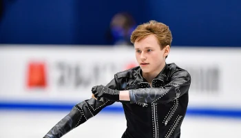 Представляющий США фигурист Малинин выиграл короткую программу на ЧМ