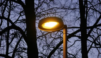 Столичные службы приведут в порядок 500 тысяч элементов освещения в апреле