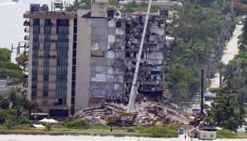 Десятиэтажное здание обрушилось в Аргентине