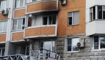 Один человек погиб во время пожара в жилом доме на севере Москвы