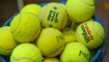 Россиянка Тихонова и украинка Страхова выиграли парный турнир по теннису