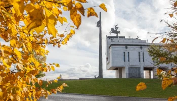 Музей Победы подготовил программу к 110-летию Симонова