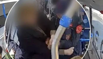 СК предъявил обвинение безбилетнику, ограбившему контролера в автобусе в Москве