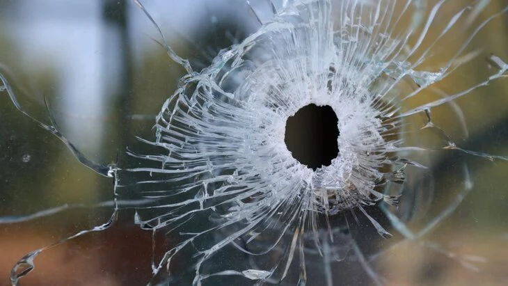 Два человека погибли в результате обстрелов жилого массива в Горловке Два человека погибли в результате обстрелов жилого массива в Горловке