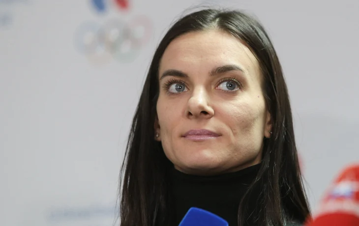 Исинбаева приехала в Россию Исинбаева приехала в Россию