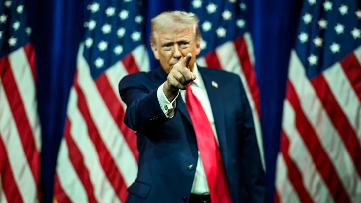 Трамп анонсировал возвращение нефтяных санкций против России после спада цен Трамп анонсировал возвращение нефтяных санкций против России после спада цен