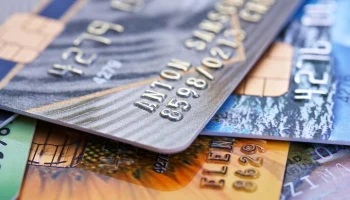 Эксперт Алутин: равный зарплате доход может дать вклад от 8,5 млн руб