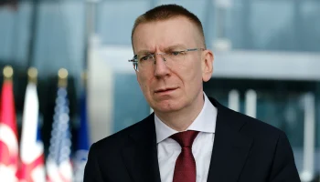 Ринкевичс: Латвия может разобрать железную дорогу, ведущую в РФ