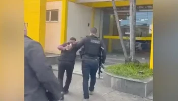 В Бразилии отчим шантажировал падчерицу снимками со скрытой камеры