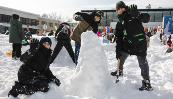 Более двух тысяч человек посетили фестиваль снеговиков &laquo;Арт-фест-2024&raquo; в Москве