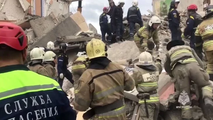 Число пострадавших при обрушении дома в Нижнем Тагиле выросло до 12