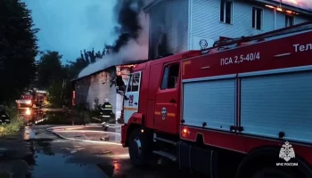 Спасатели потушили пожар на мебельном производстве в Нижнем Новгороде