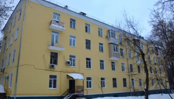 Капремонт фасада дома 1958 года постройки завершили в районе Свиблово