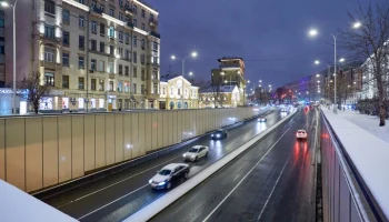 ЦОДД призвал москвичей выезжать на личных машинах после 19:00