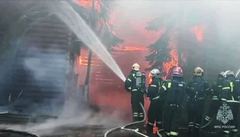 Площадь пожара в банном комплексе Москвы увеличилась до 1,5 тыс "квадратов"