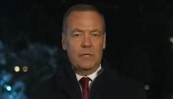 Дмитрий Медведев поздравил россиян с Новым годом