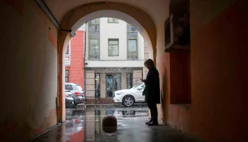 Порывистый ветер и мокрый снег ожидаются в Московском регионе ночью 9 апреля