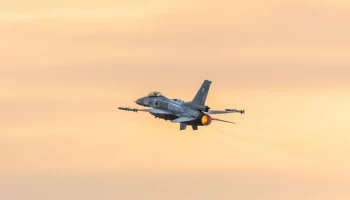 Два пилота погибли при столкновении истребителей Rafale во Франции