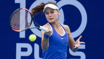 Вероника Кудерметова вышла в полуфинал Итогового турнира WTA