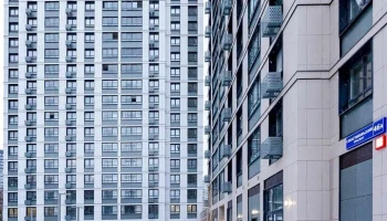 Двухсекционный дом ввели в эксплуатацию по реновации на Севастопольском проспекте