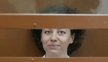 Адвокат Евгении Беркович сообщила, что режиссера отправили в колонию