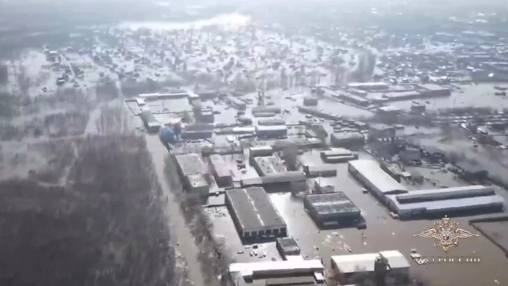 Уровень воды в реке Урал в Оренбуржье достиг 1 154 см Уровень воды в реке Урал в Оренбуржье достиг 1 154 см