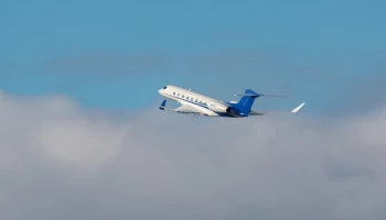 Власти готовы помочь семье, члены которой были в разбившемся самолете в Афганистане