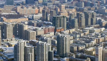 Более чем в 400 домах Москвы заменили системы электроснабжения в 2025 году