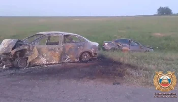 Три человека погибли в ДТП с двумя легковушками в Ростовской области