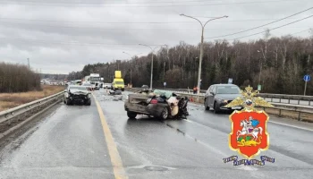 Водитель BMW устроил смертельное ДТП на трассе М-4 &laquo;Дон&raquo; в Подмосковье