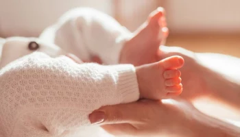 В Уфе родители ушли из дома и оставили 9-месячного ребенка одного