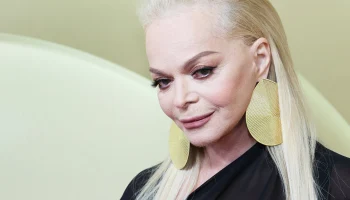 Долина вместо решения ситуации с квартирой уехала в премиальный отель в Абу-Даби