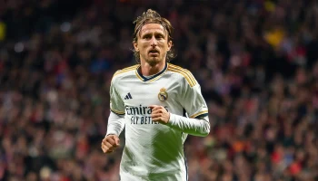 Футболист Лука Модрич объявил об уходе из мадридского &laquo;Реала&raquo;