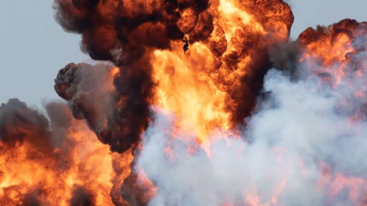 Пожар вспыхнул на самом крупном складе боеприпасов в Чаде Пожар вспыхнул на самом крупном складе боеприпасов в Чаде