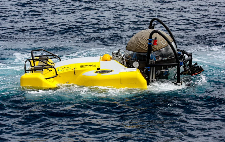 Губернатор Ханафи: Число погибших при крушении батискафа россиян выросло до шести Губернатор Ханафи: Число погибших при крушении батискафа россиян выросло до шести